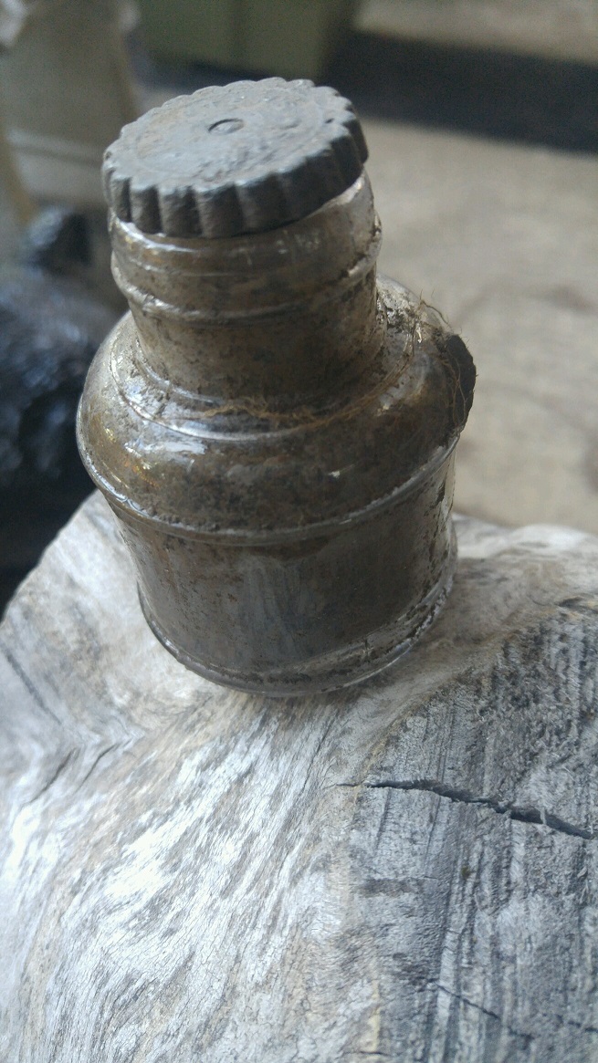1900CarterInkWellBottle.jpg