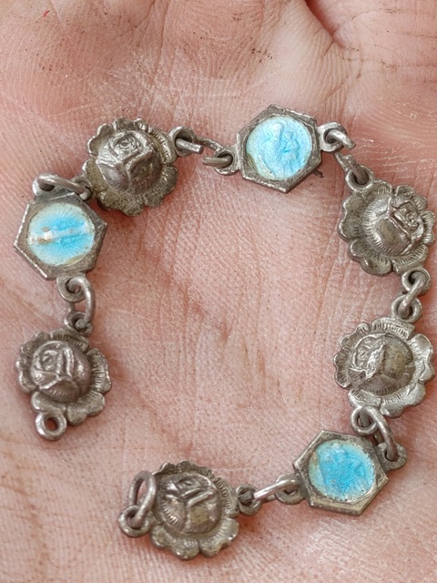Bracelet.jpg