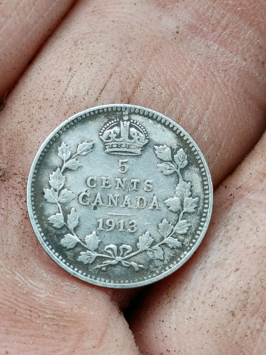 CanadianHalfDimeReverse.jpg