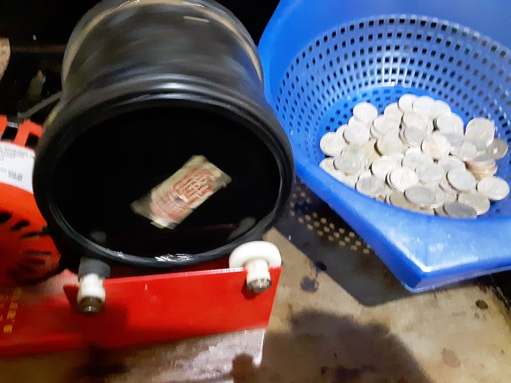 CleaningCoins.jpg