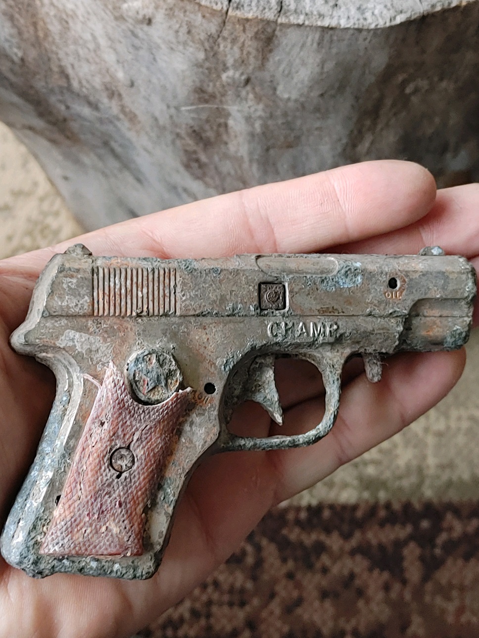 HubleyChampCapGun.jpg
