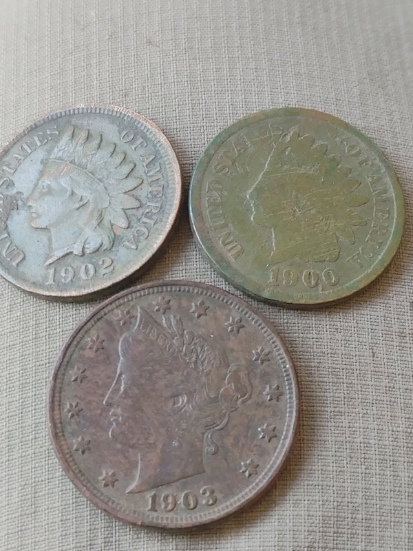 IndiansAndVnickel.jpg