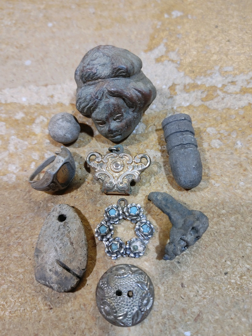JewelryAndLead.jpg