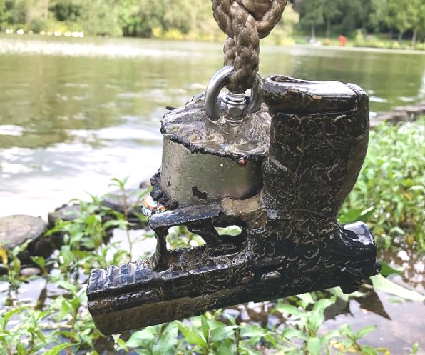 magnet-fishing-finds.jpg