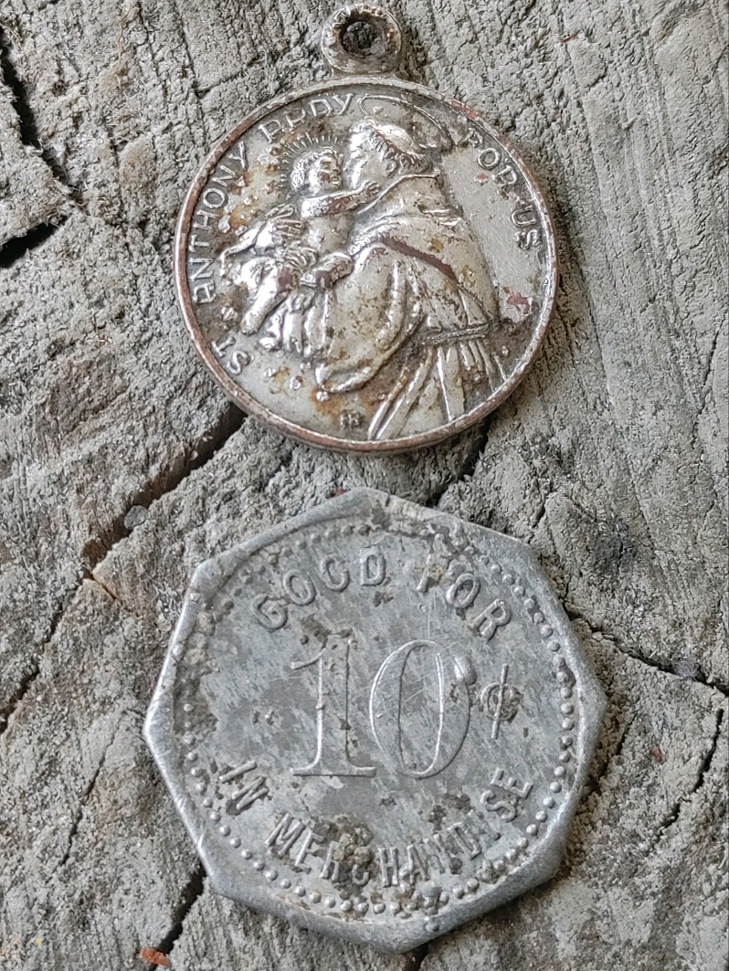 MedalAndToken.jpg