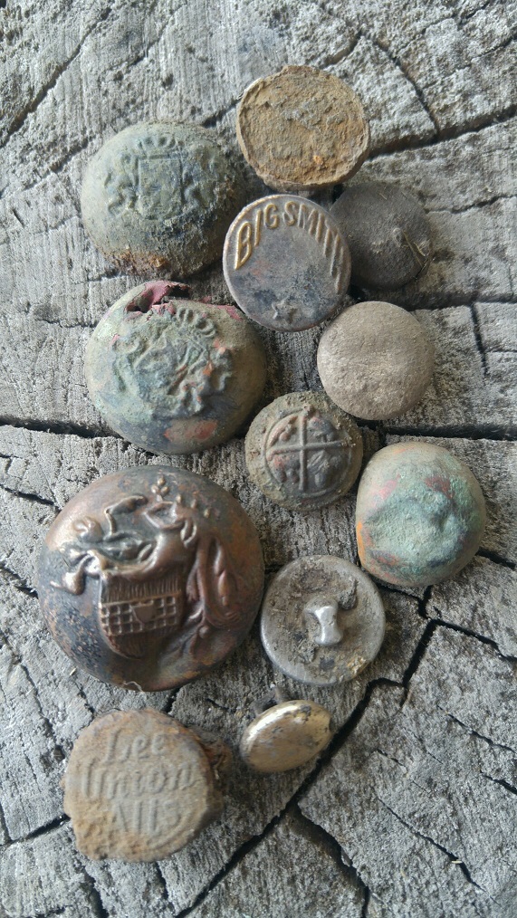 OldButtons.jpg