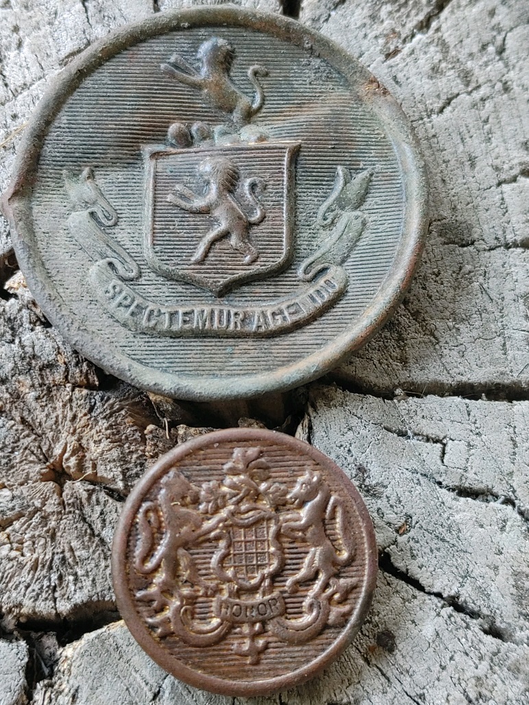 OldButtons.jpg
