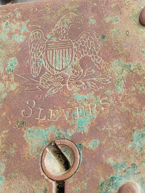 PadlockClose.jpg