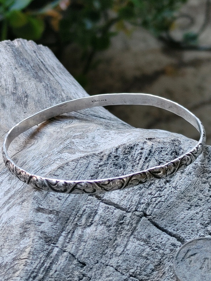 SilverBracelet.jpg