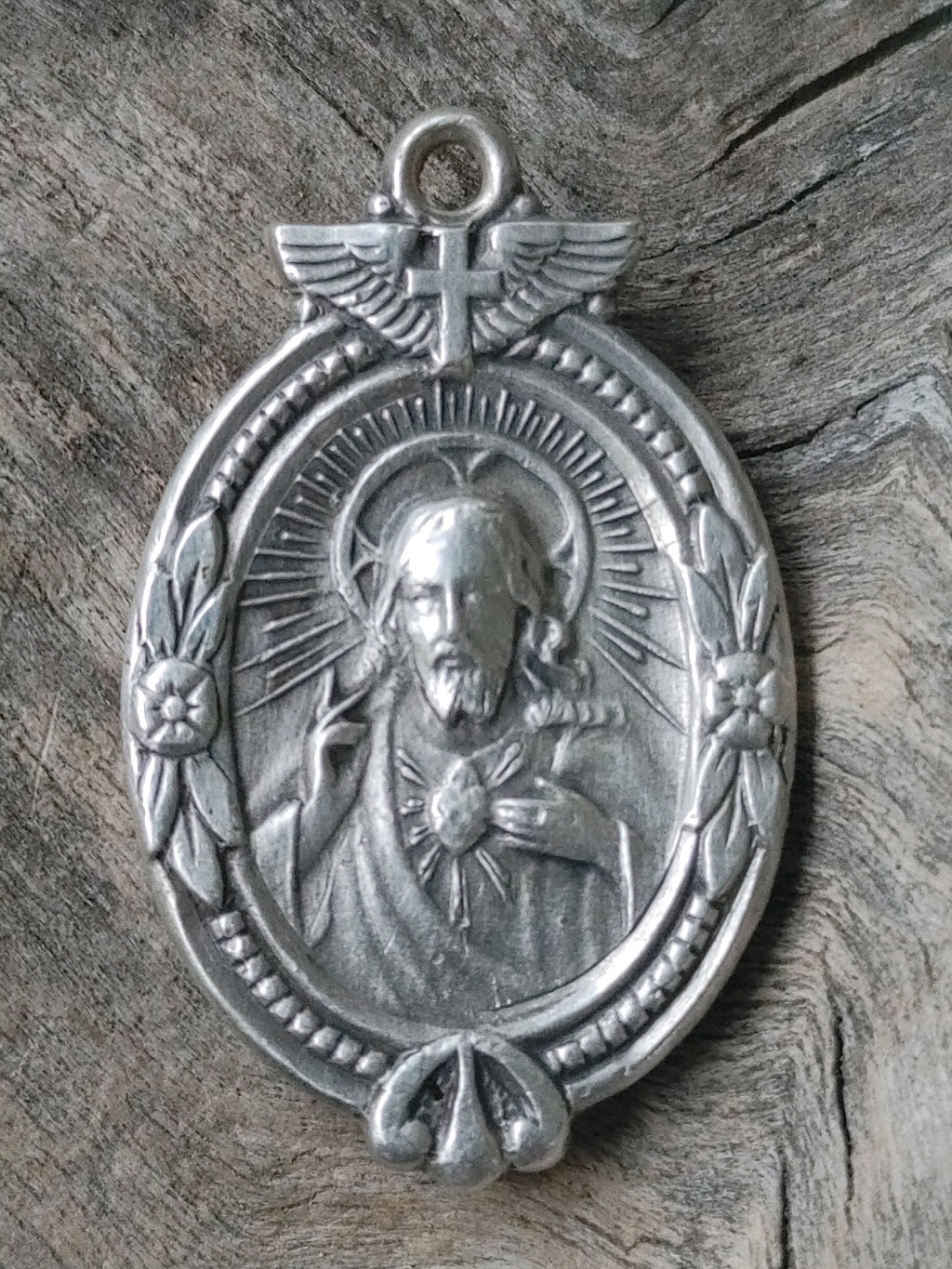 SilverReligiousMedal.jpg