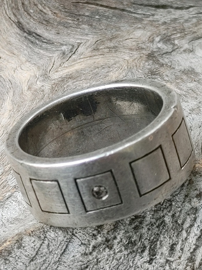 SilverRingFront.jpg