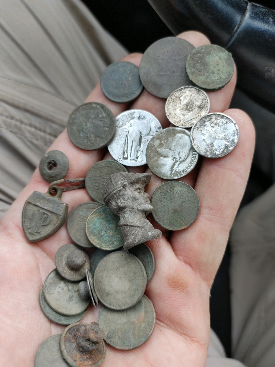 SLQ DayOfFinds.jpg