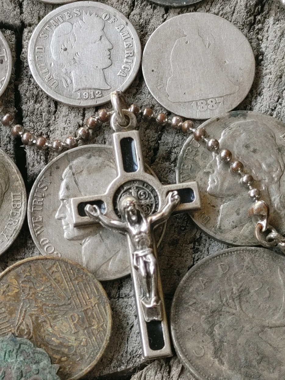 SurfaceFindCrossAndNecklace.jpg